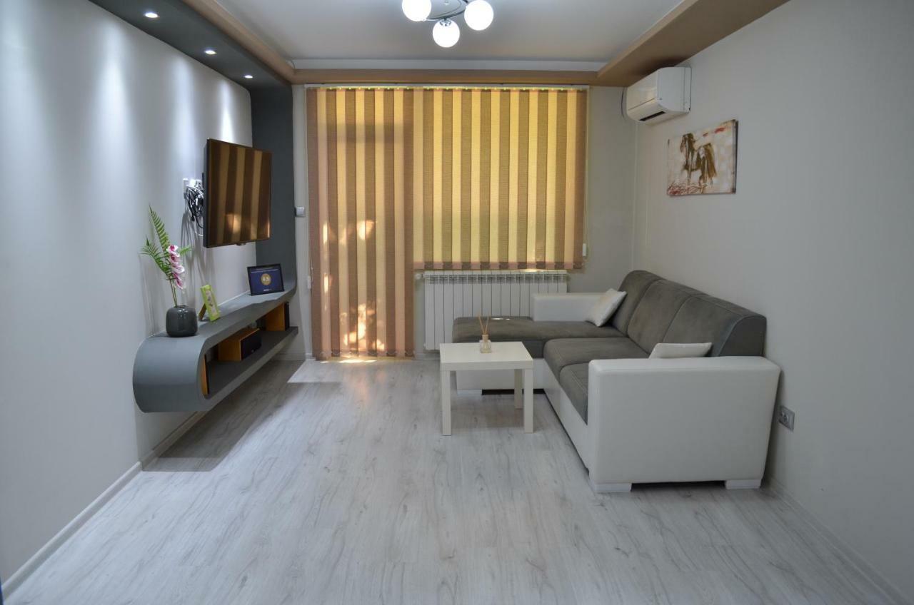 Luxury Apartment Near Varna, Located In Targovishte Eksteriør bilde